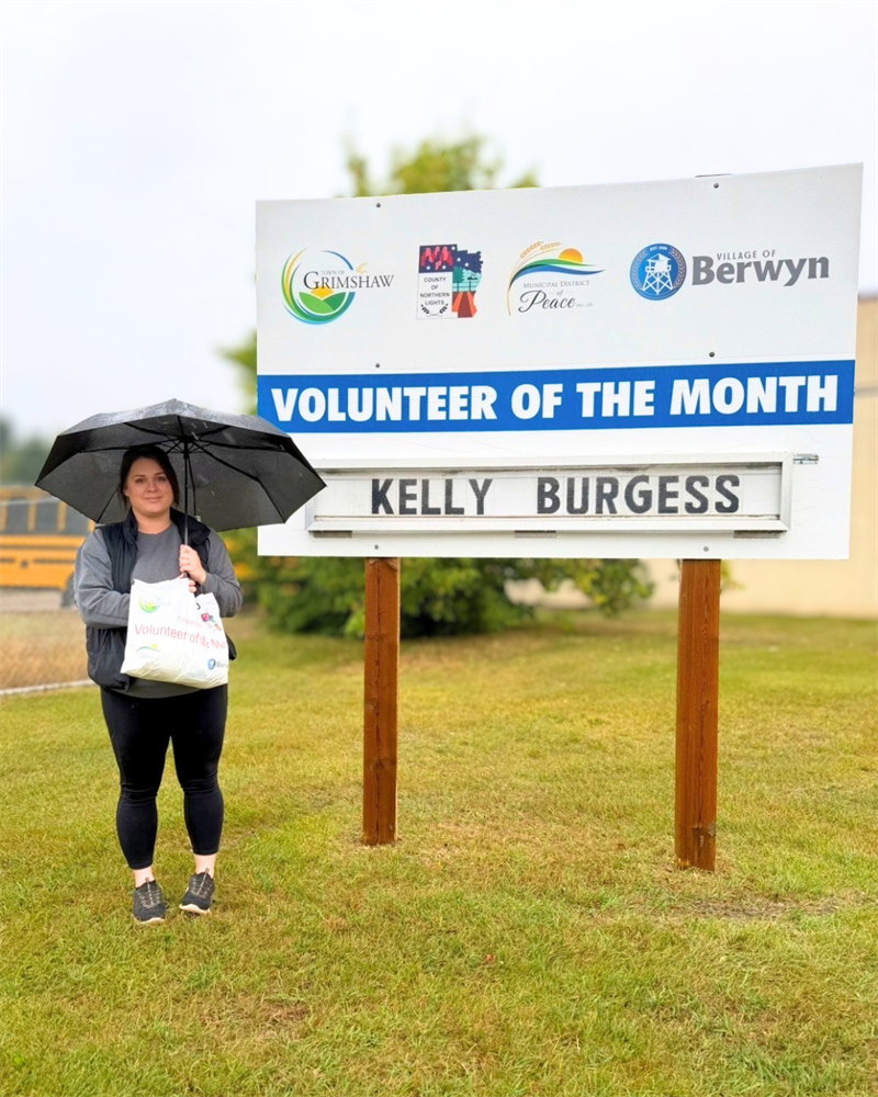 Sept._Volunteer_of_the_Month_-_Kelly